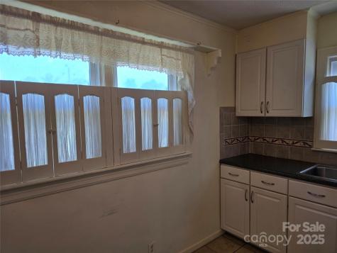 412 Ridge Street Stanley NC 28164