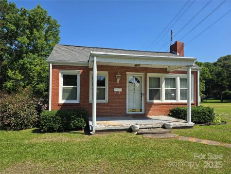 412 Ridge Street Stanley NC 28164