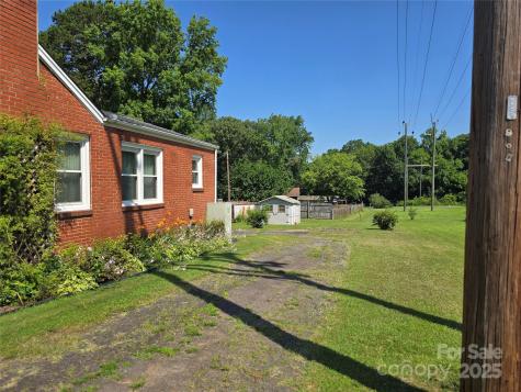 412 Ridge Street Stanley NC 28164