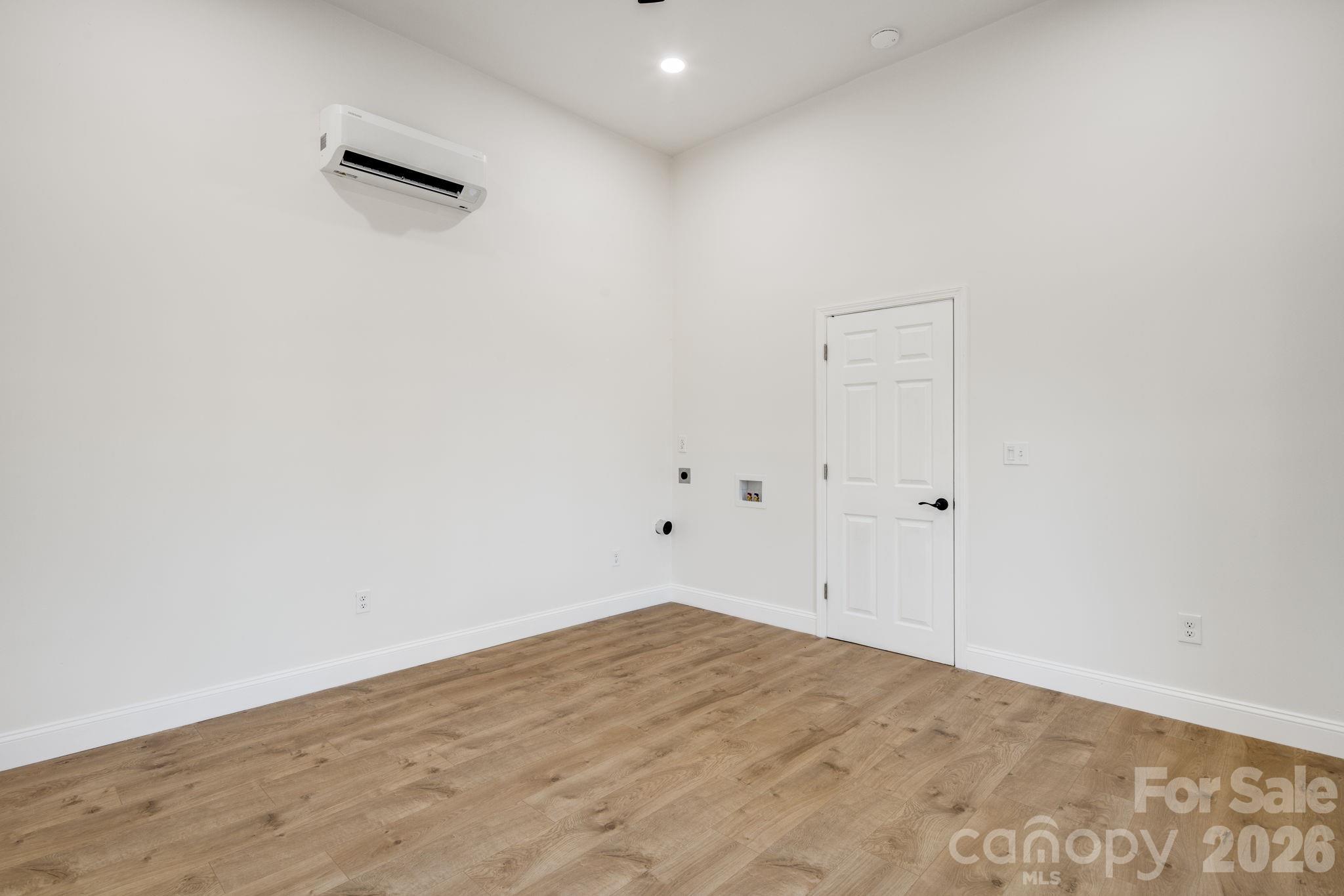 21 Oak Hill Drive Asheville NC 28806
