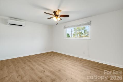 21 Oak Hill Drive Asheville NC 28806