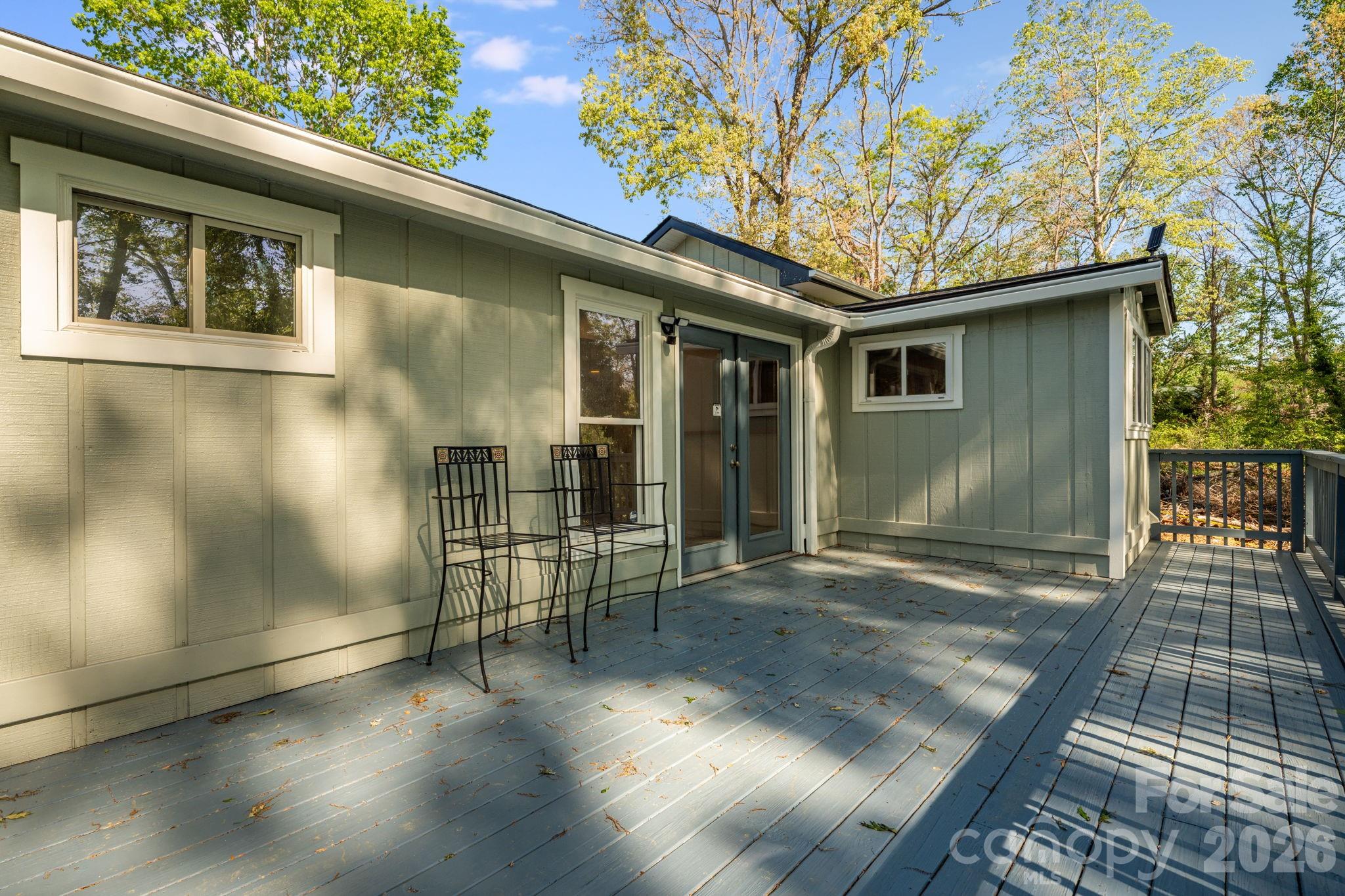 21 Oak Hill Drive Asheville NC 28806