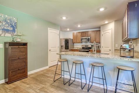 1281 Twin Bridge Road Gaffney SC 29341