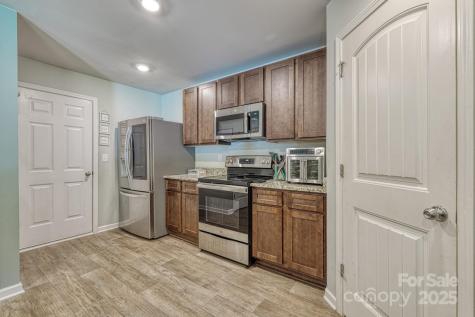 1281 Twin Bridge Road Gaffney SC 29341