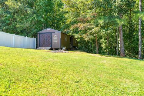 1281 Twin Bridge Road Gaffney SC 29341