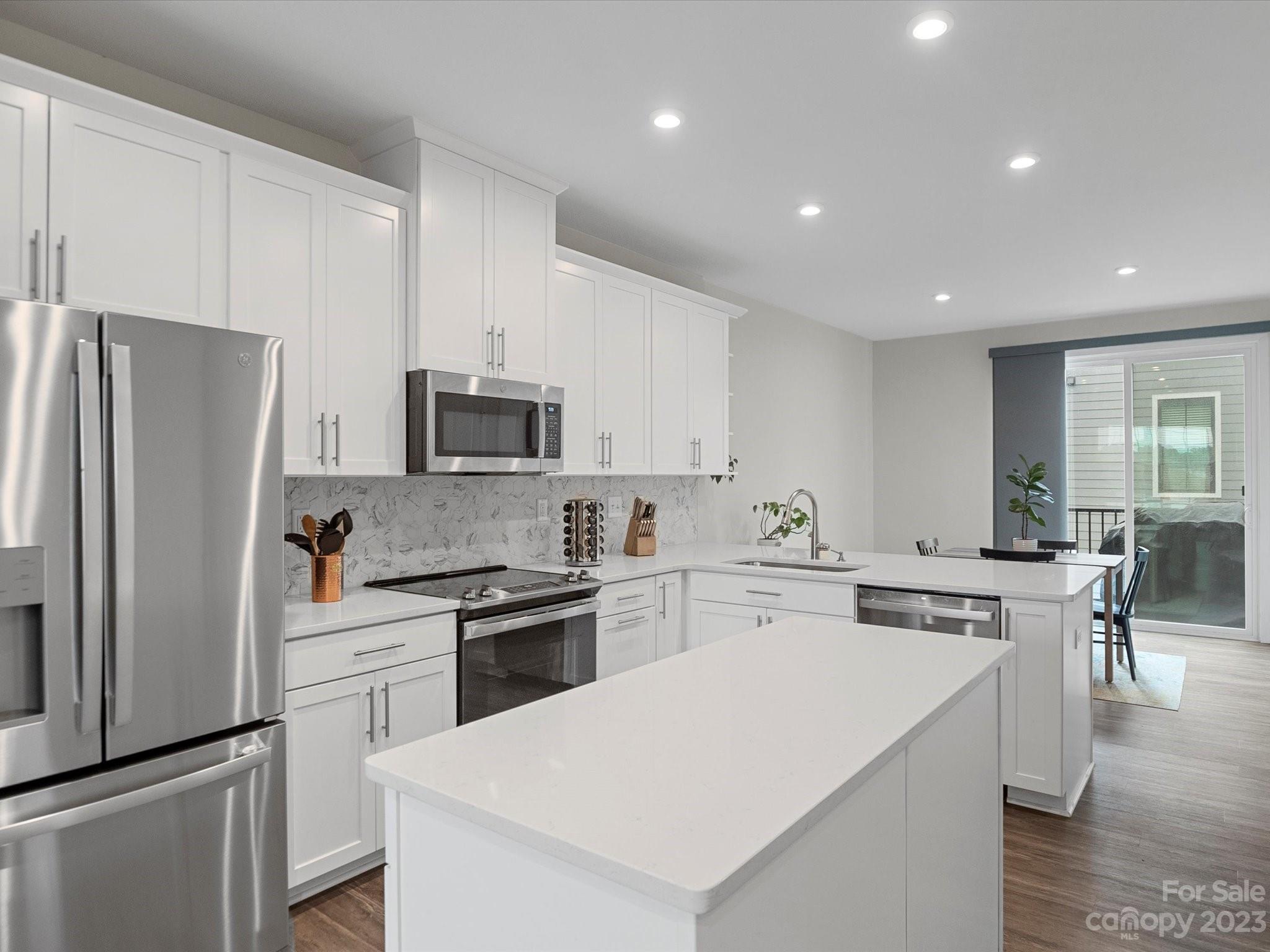 3709 South Tryon Street Charlotte NC 28217