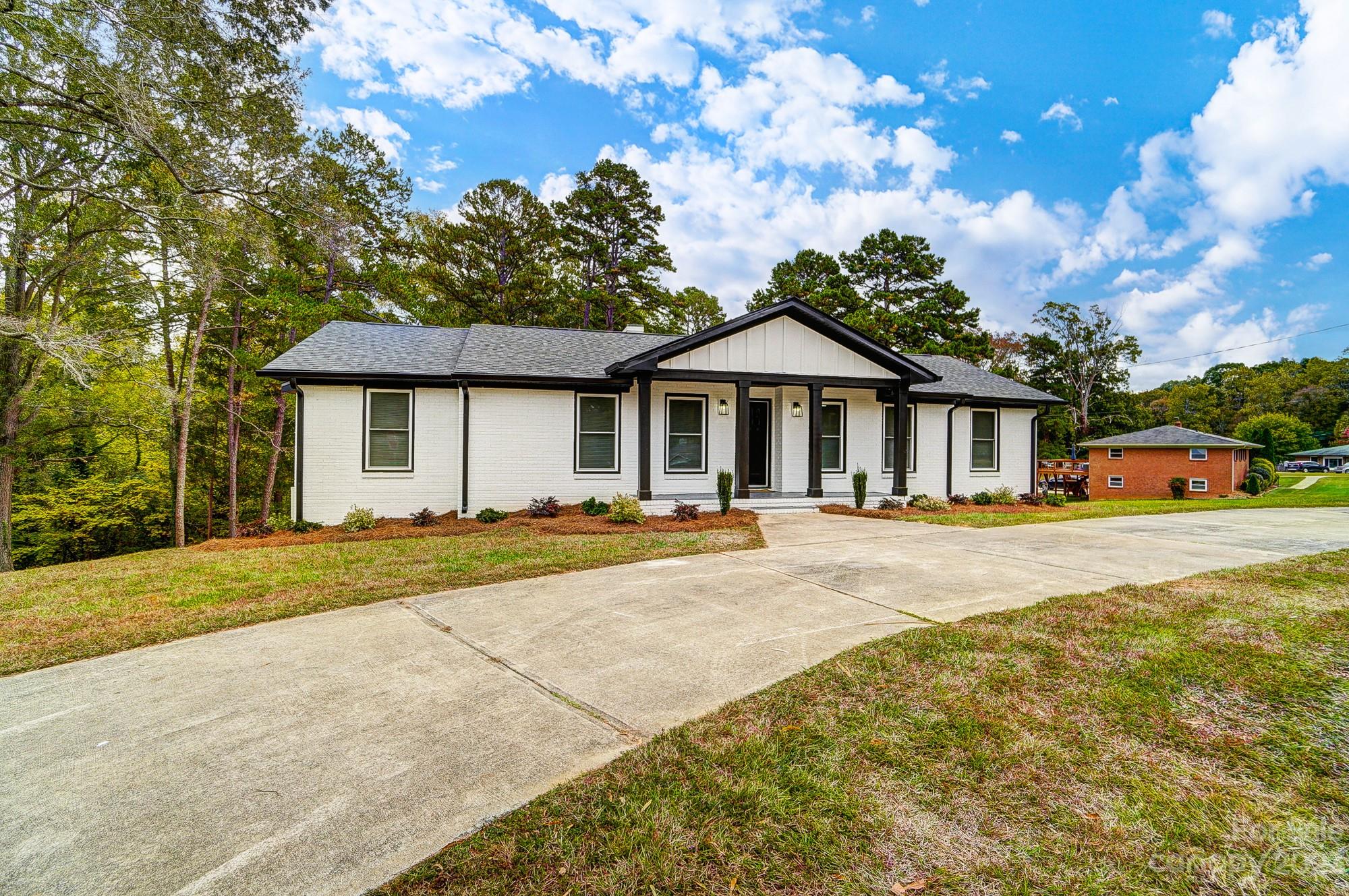 405 Fielding Road Charlotte NC 28214