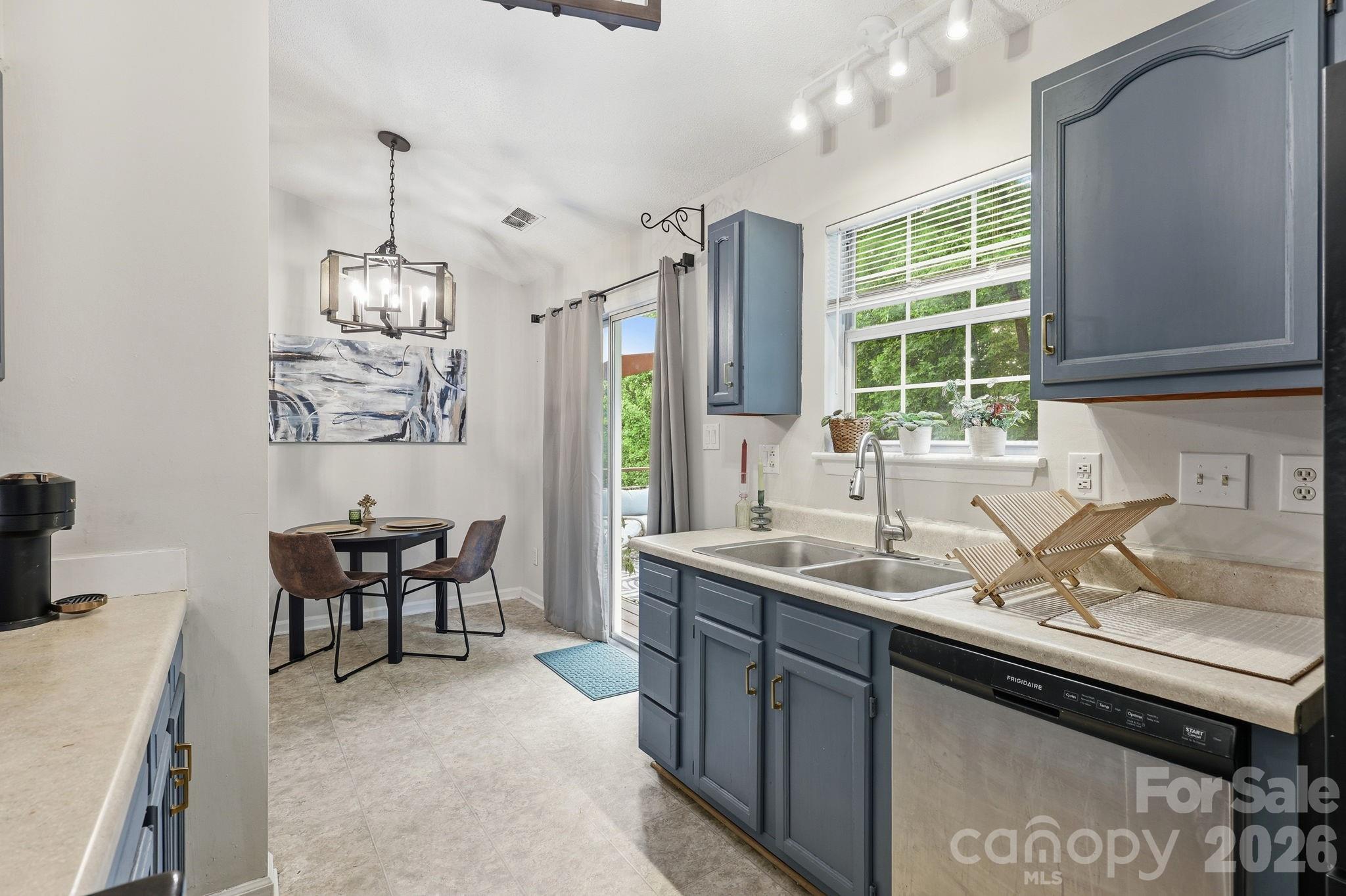 1221 Capps Hollow Drive Charlotte NC 28216