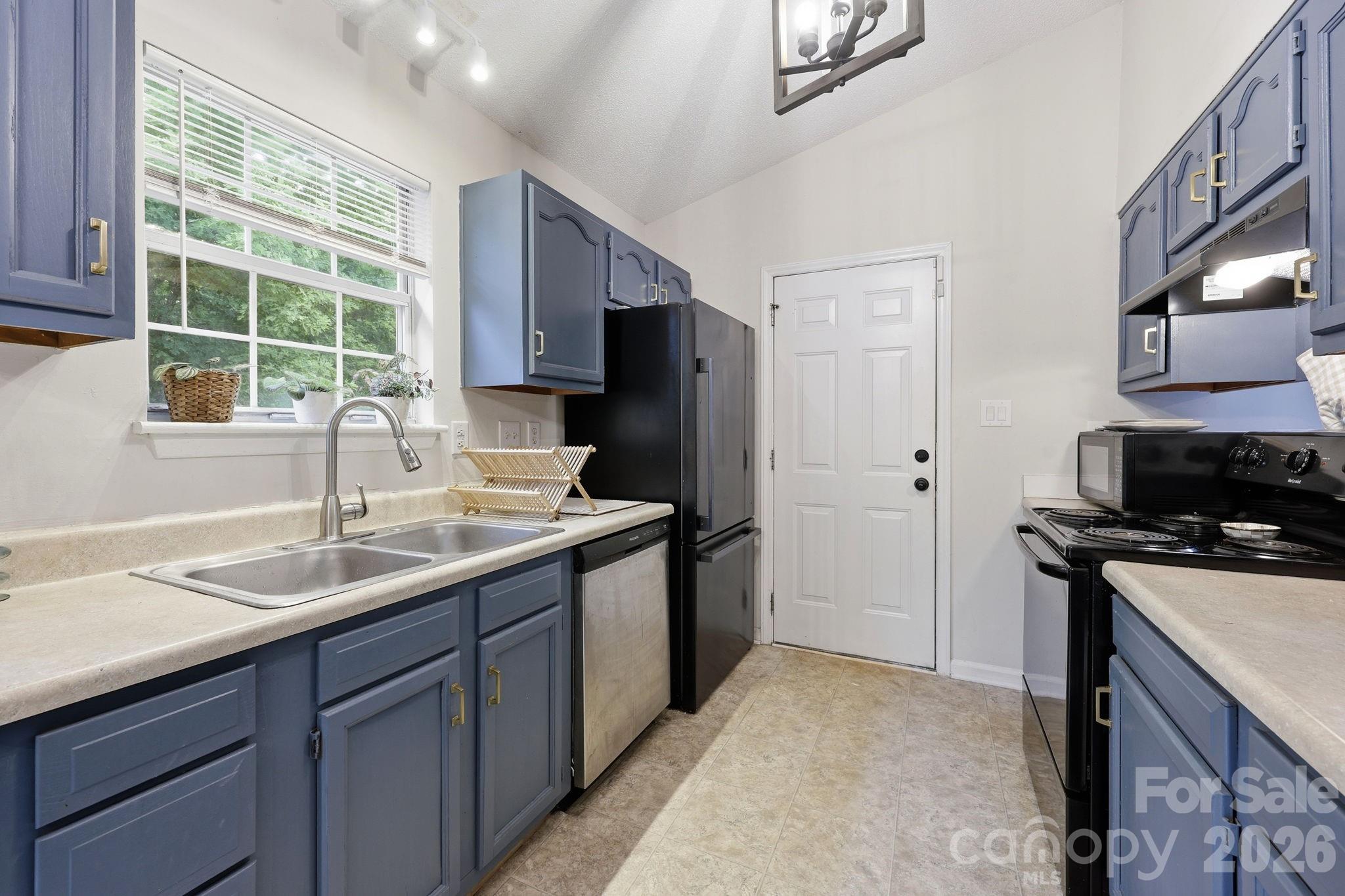 1221 Capps Hollow Drive Charlotte NC 28216