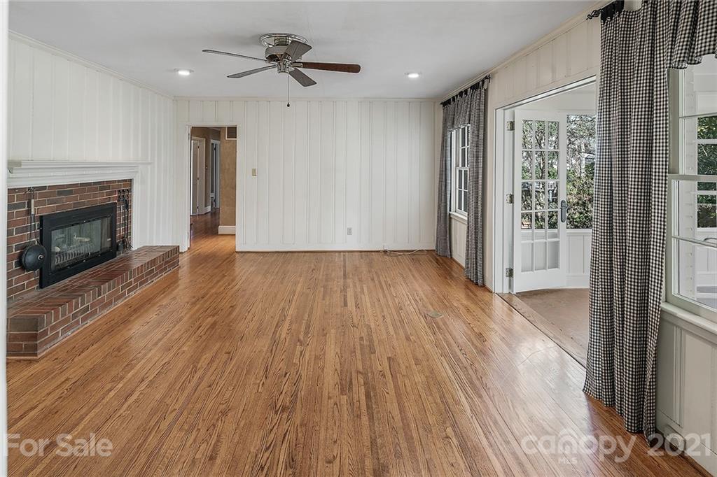 2631 Rothwood Drive Charlotte NC 28211