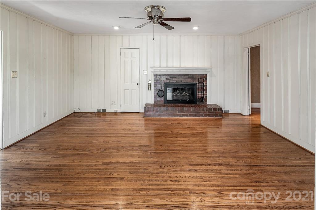 2631 Rothwood Drive Charlotte NC 28211