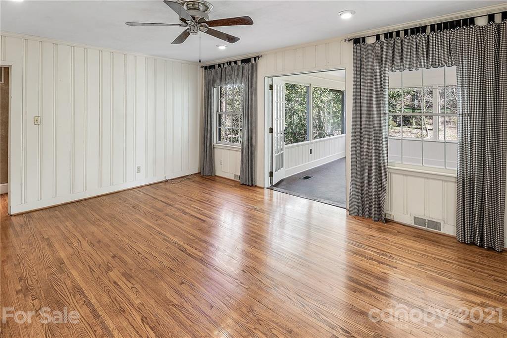 2631 Rothwood Drive Charlotte NC 28211
