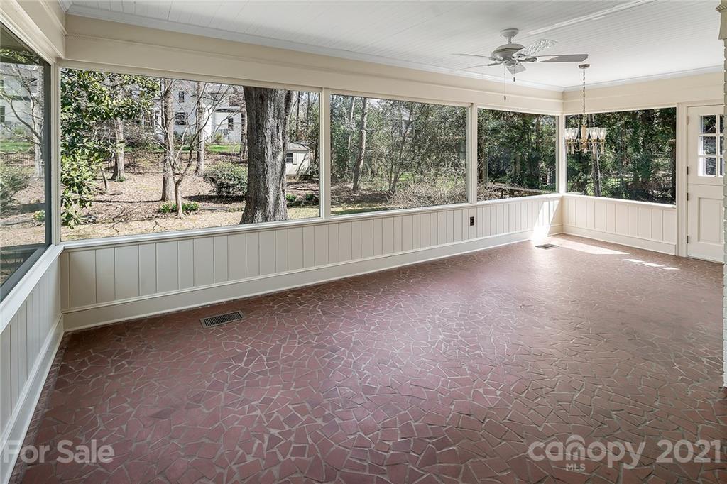 2631 Rothwood Drive Charlotte NC 28211