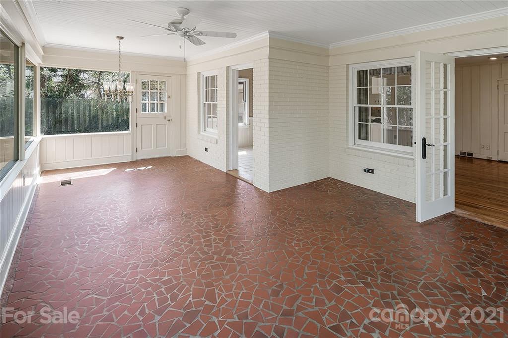 2631 Rothwood Drive Charlotte NC 28211