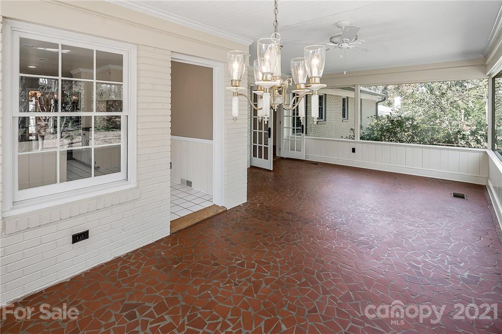 2631 Rothwood Drive Charlotte NC 28211