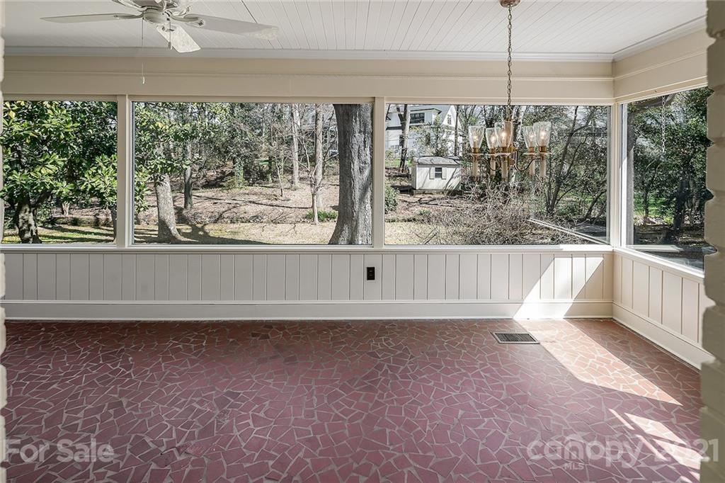 2631 Rothwood Drive Charlotte NC 28211
