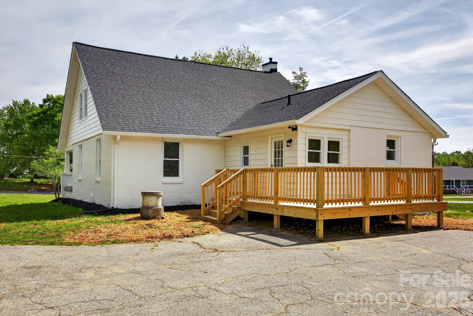 2280 Darwick Road Winston Salem NC 27127