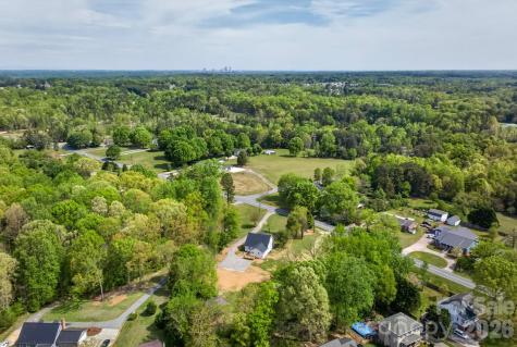 2280 Darwick Road Winston Salem NC 27127