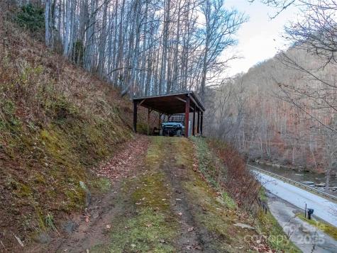 12982 Us Highway 19w Burnsville NC 28714