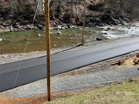 12982 Us Highway 19w Burnsville NC 28714