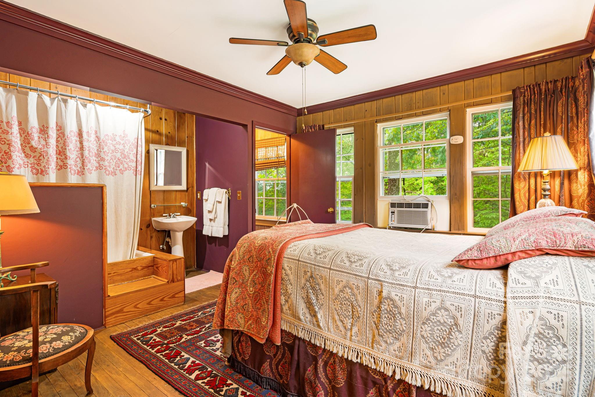 1186 Old Us 70 Highway Black Mountain NC 28711