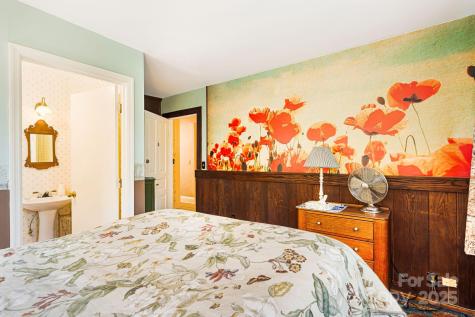 1186 Old Us 70 Highway Black Mountain NC 28711