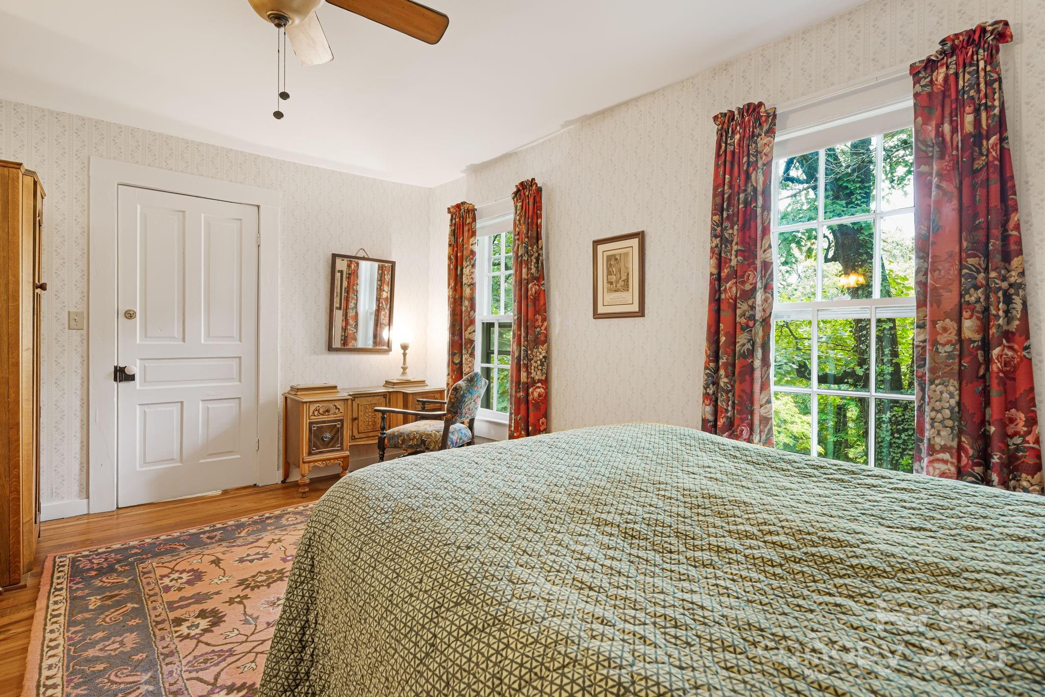 1186 Old Us 70 Highway Black Mountain NC 28711