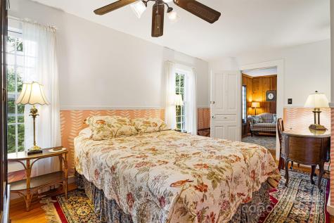 1186 Old Us 70 Highway Black Mountain NC 28711