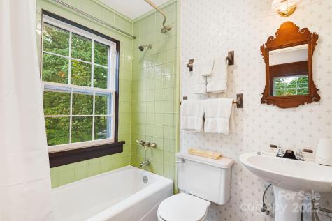 1186 Old Us 70 Highway Black Mountain NC 28711