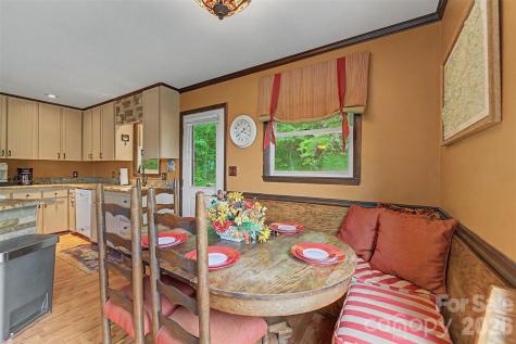 1413 Kitchens Branch Road Sylva NC 28779