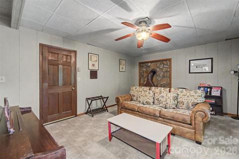 1413 Kitchens Branch Road Sylva NC 28779