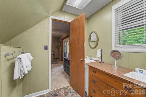1413 Kitchens Branch Road Sylva NC 28779