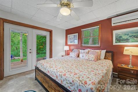 1413 Kitchens Branch Road Sylva NC 28779