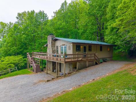 1413 Kitchens Branch Road Sylva NC 28779