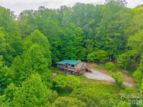 1413 Kitchens Branch Road Sylva NC 28779