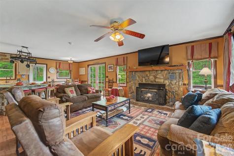 1413 Kitchens Branch Road Sylva NC 28779
