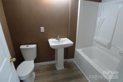 816 Olympia Street Lexington NC 27295