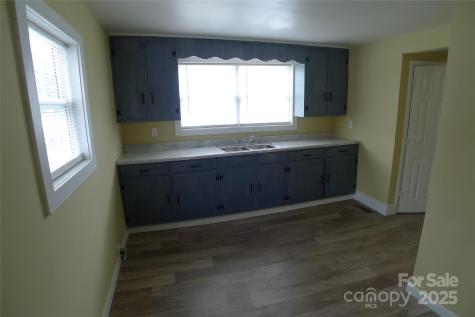 816 Olympia Street Lexington NC 27295