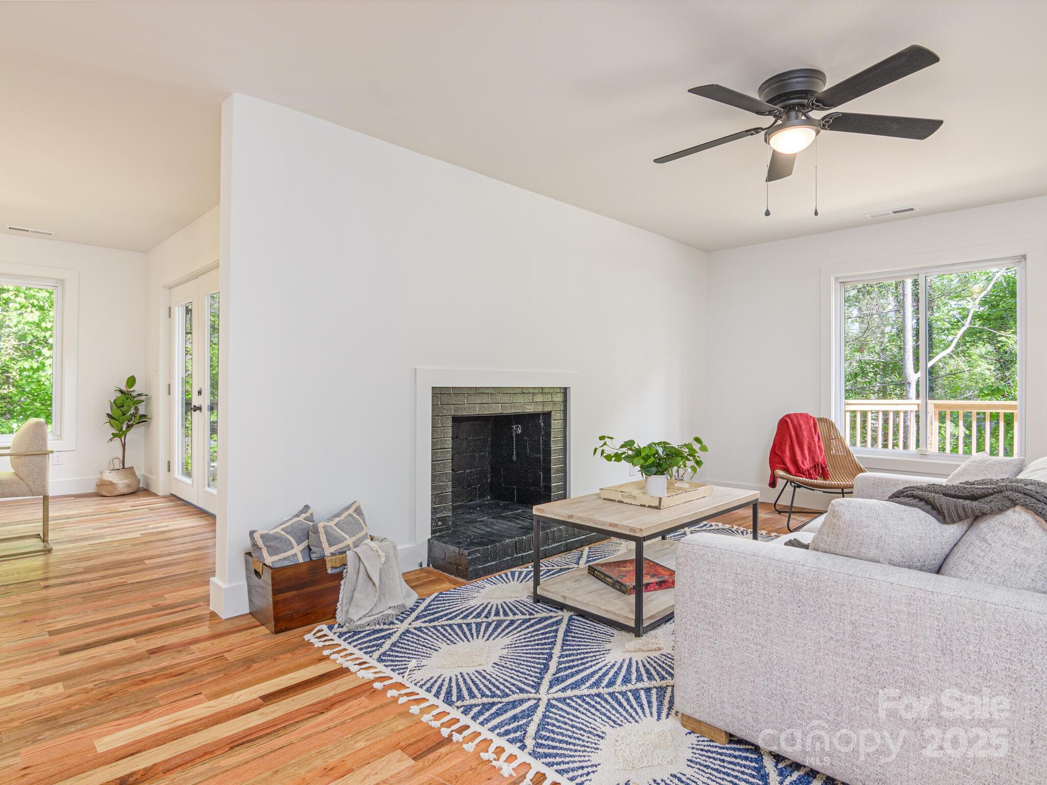 23 Leisure Mountain Road Asheville NC 28804