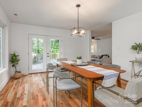 23 Leisure Mountain Road Asheville NC 28804