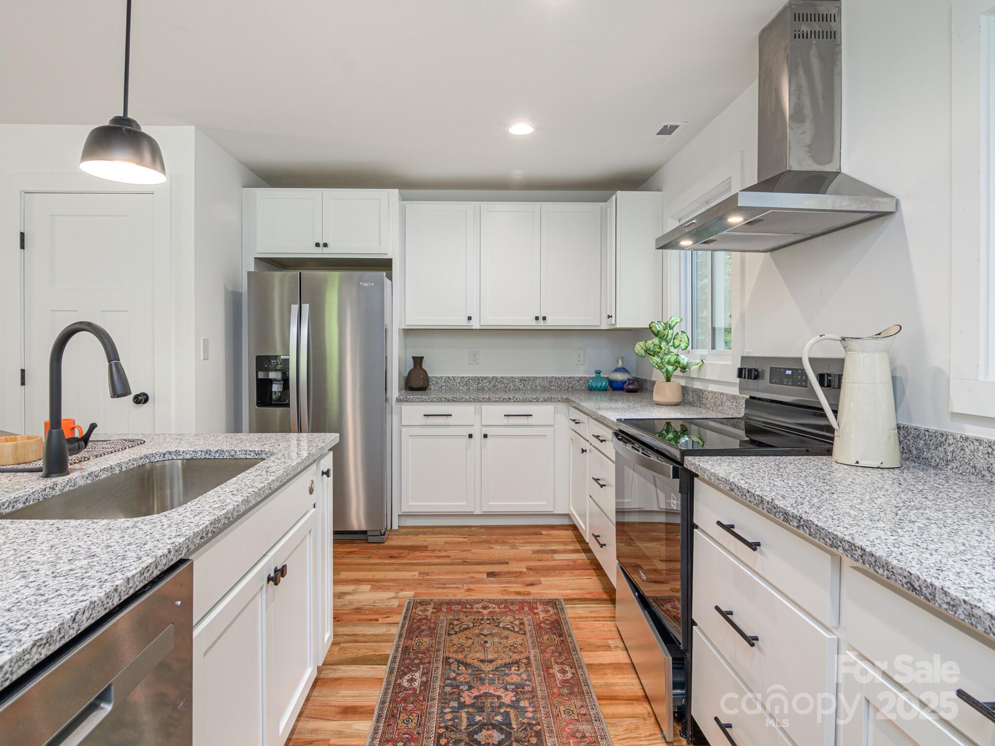 23 Leisure Mountain Road Asheville NC 28804