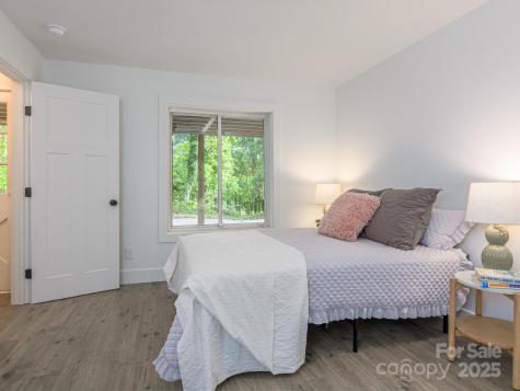 23 Leisure Mountain Road Asheville NC 28804