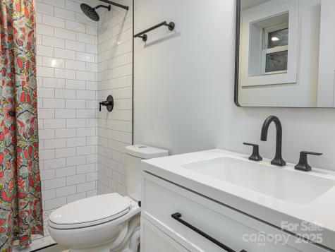 23 Leisure Mountain Road Asheville NC 28804