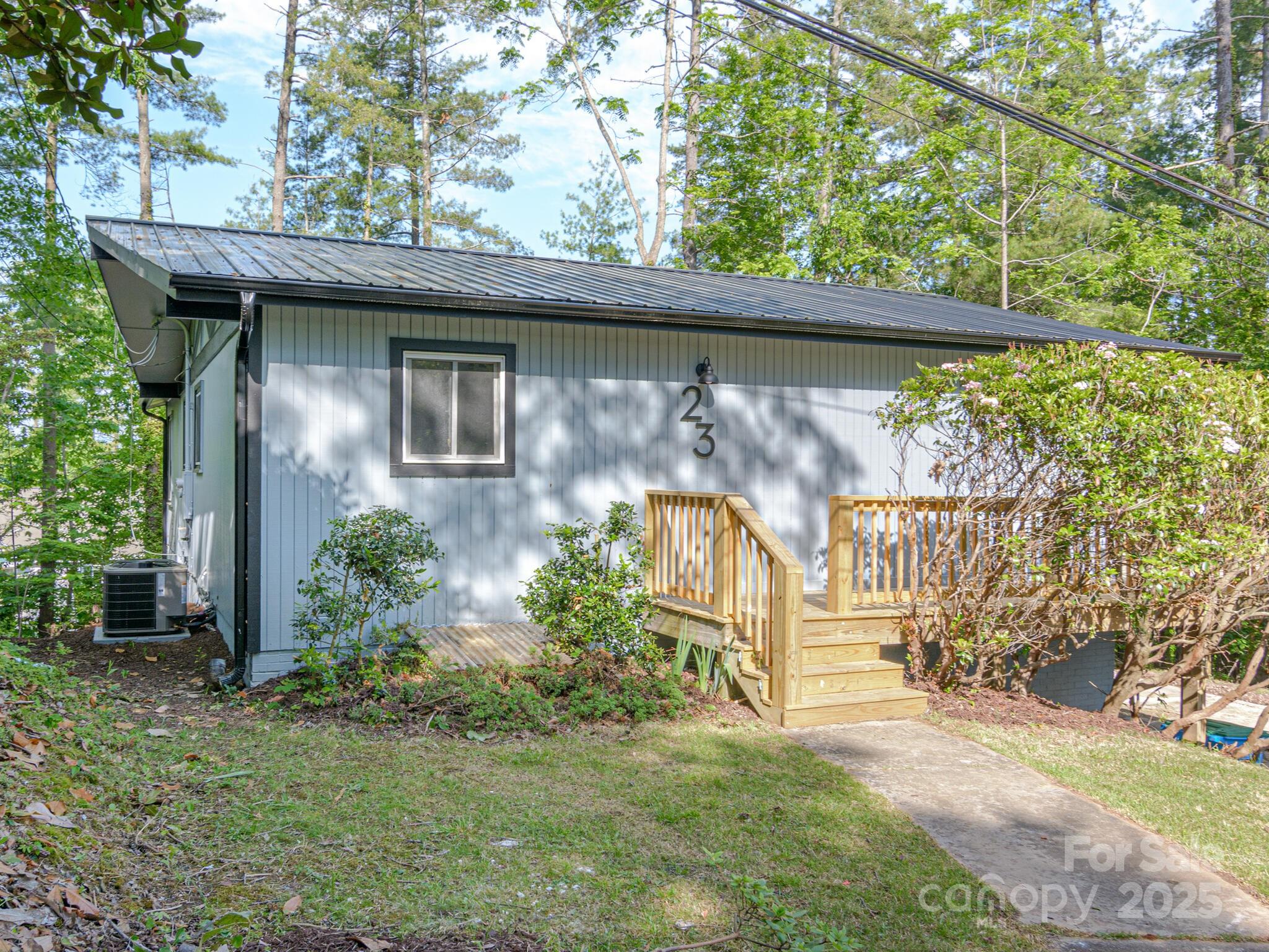 23 Leisure Mountain Road Asheville NC 28804