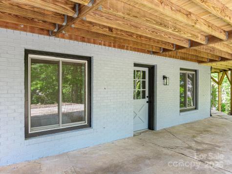 23 Leisure Mountain Road Asheville NC 28804