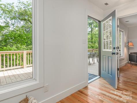 23 Leisure Mountain Road Asheville NC 28804