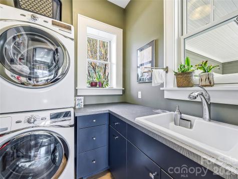 41 Cumberland Circle Asheville NC 28801