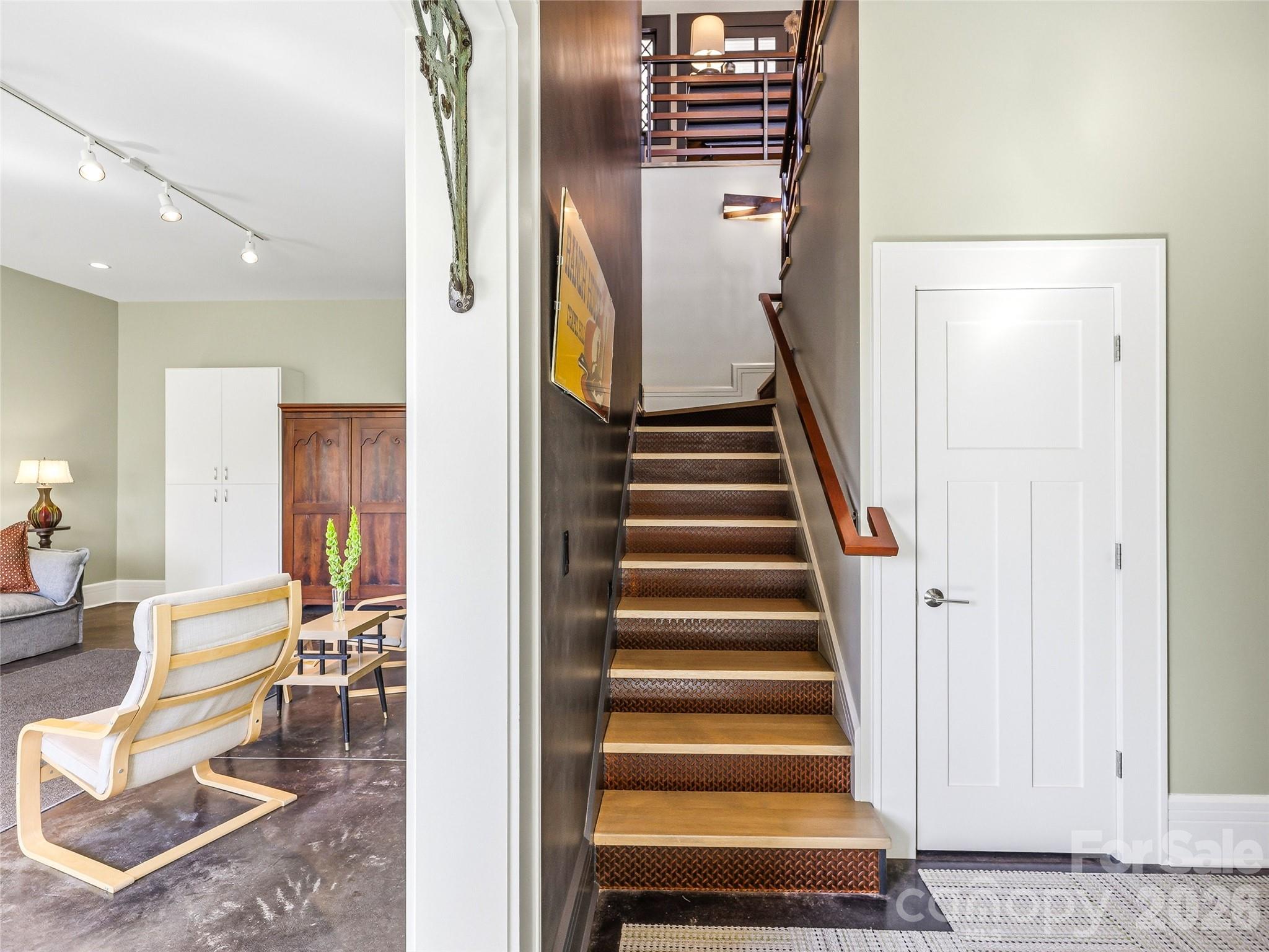 41 Cumberland Circle Asheville NC 28801
