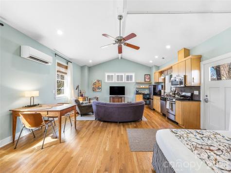 41 Cumberland Circle Asheville NC 28801