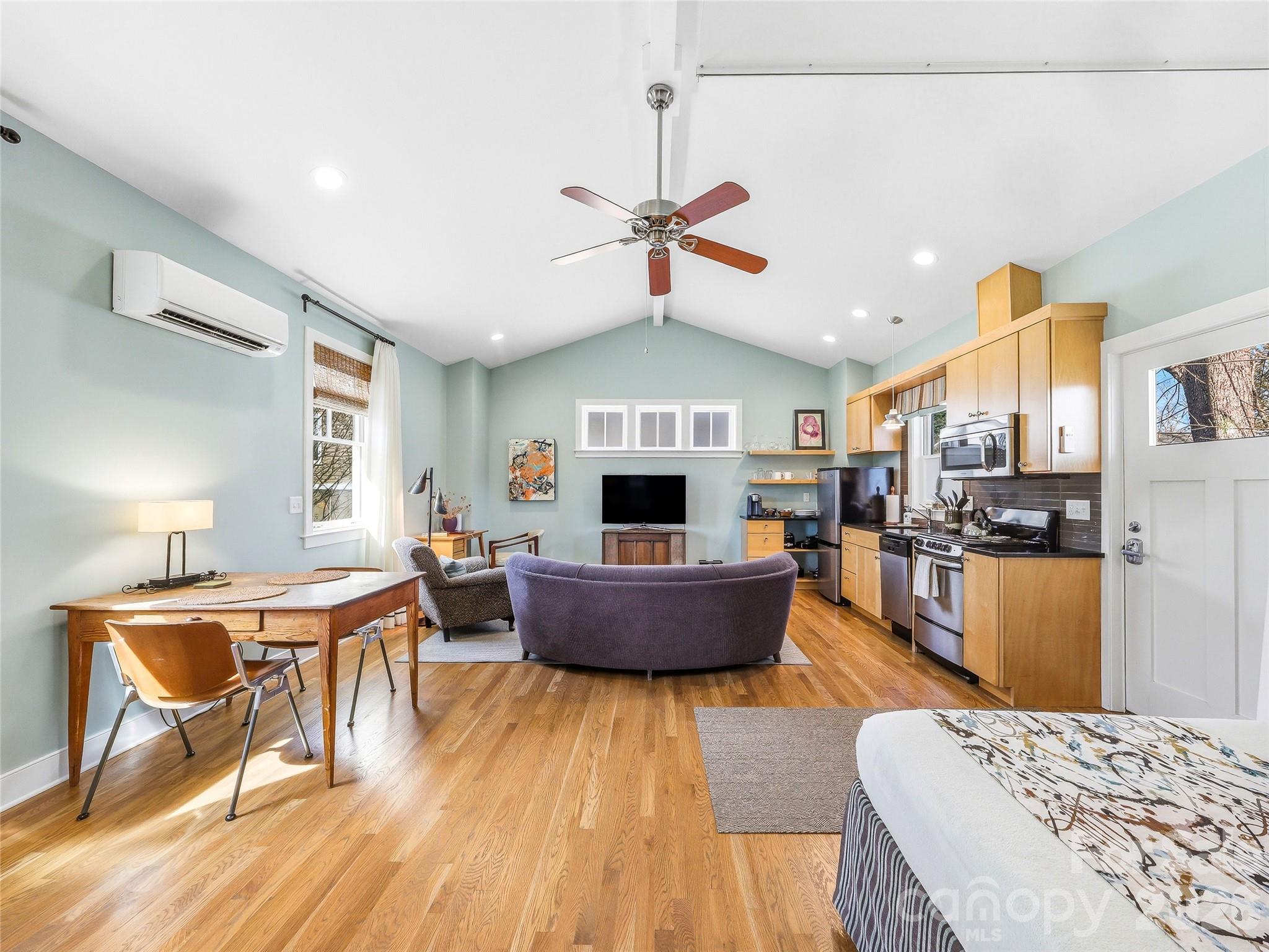 41 Cumberland Circle Asheville NC 28801